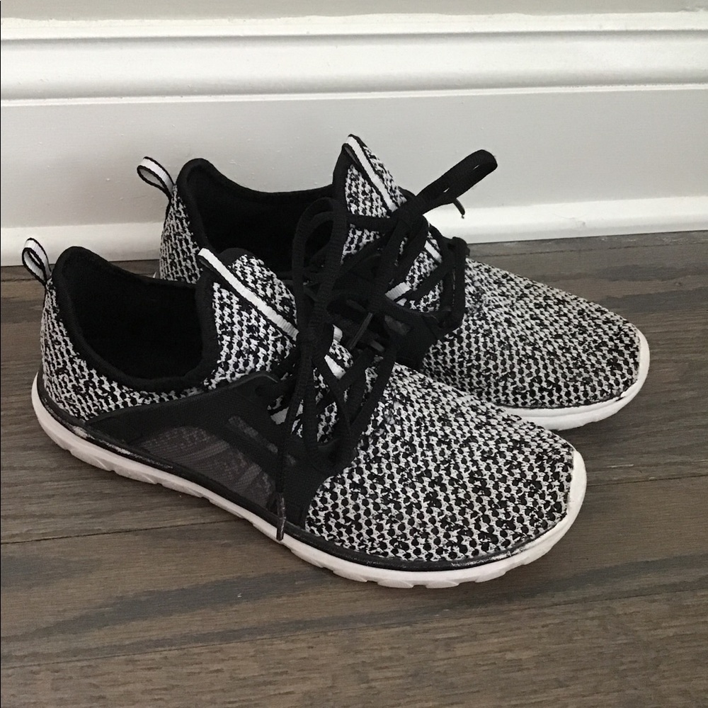 Champion Tennis Shoes